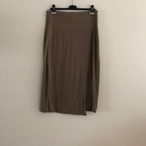 Gap body olive skirt